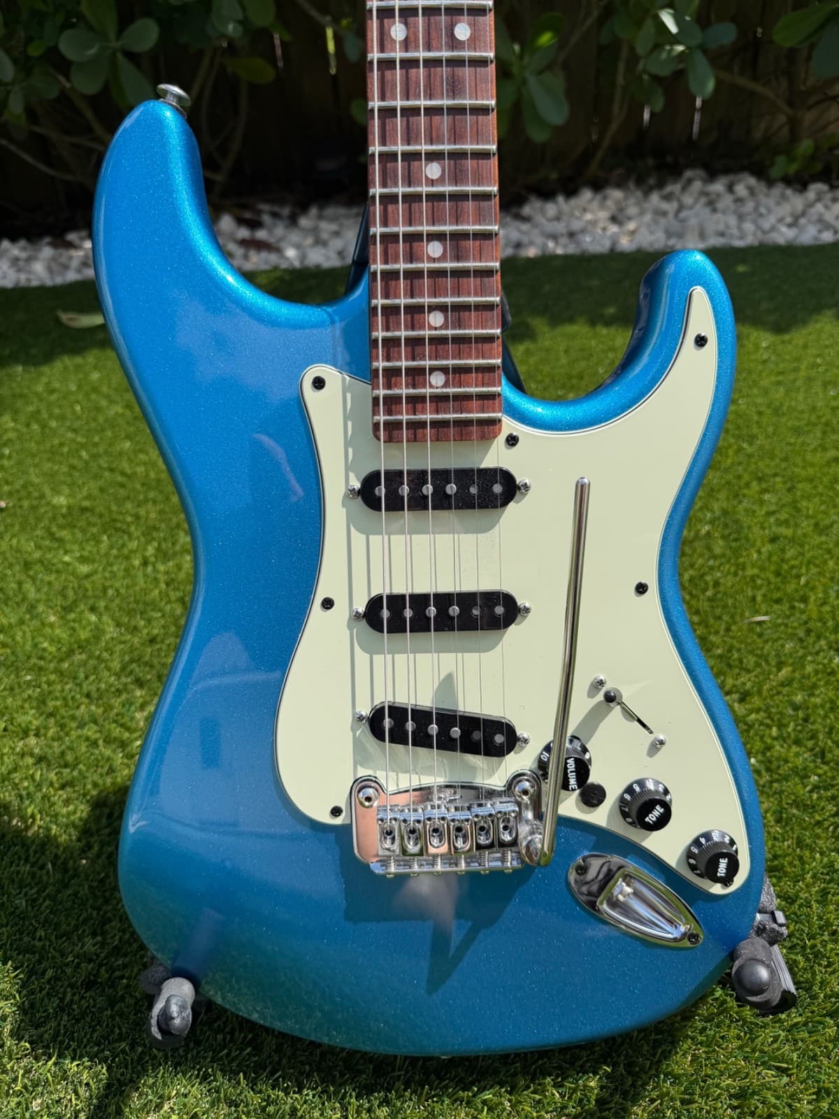 G&L Legacy Fullerton Deluxe USA - Lake Placid Blue 2020