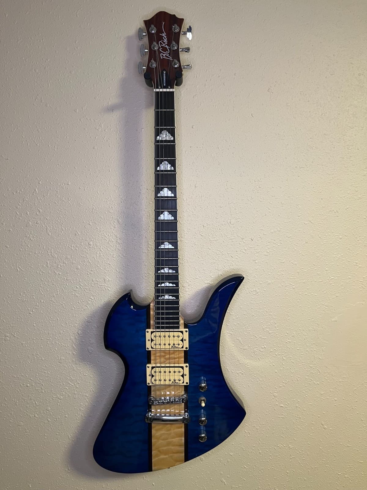 B.C. Rich Mockingbird NJ Classic 2000s - Blue Natural Electric Guitar