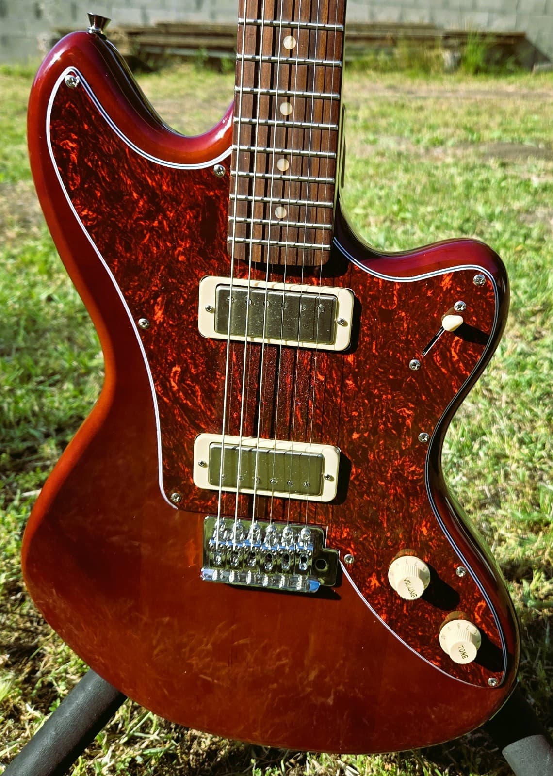 Reville Offset Jazzmaster-Style Guitar w P90 UPGRADED Lindy Fralin Mini Humbuckr