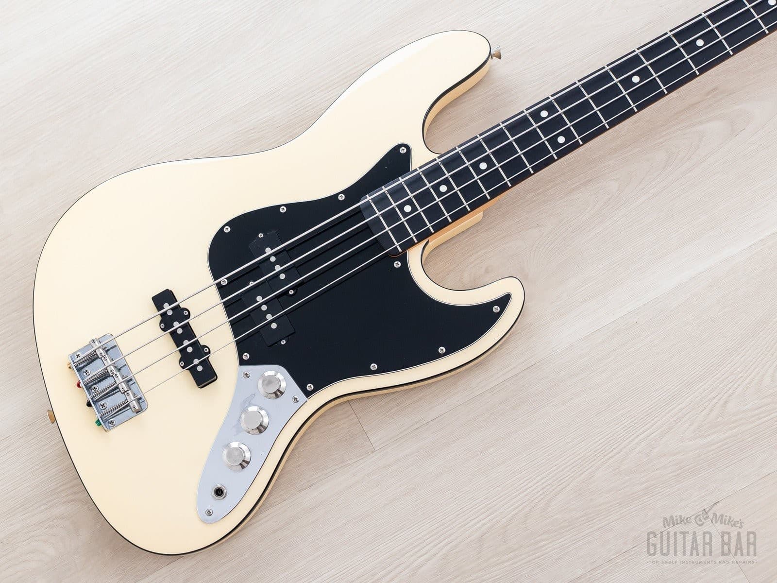 2013 Fender Aerodyne Jazz Bass PJ Vintage White, Japan MIJ