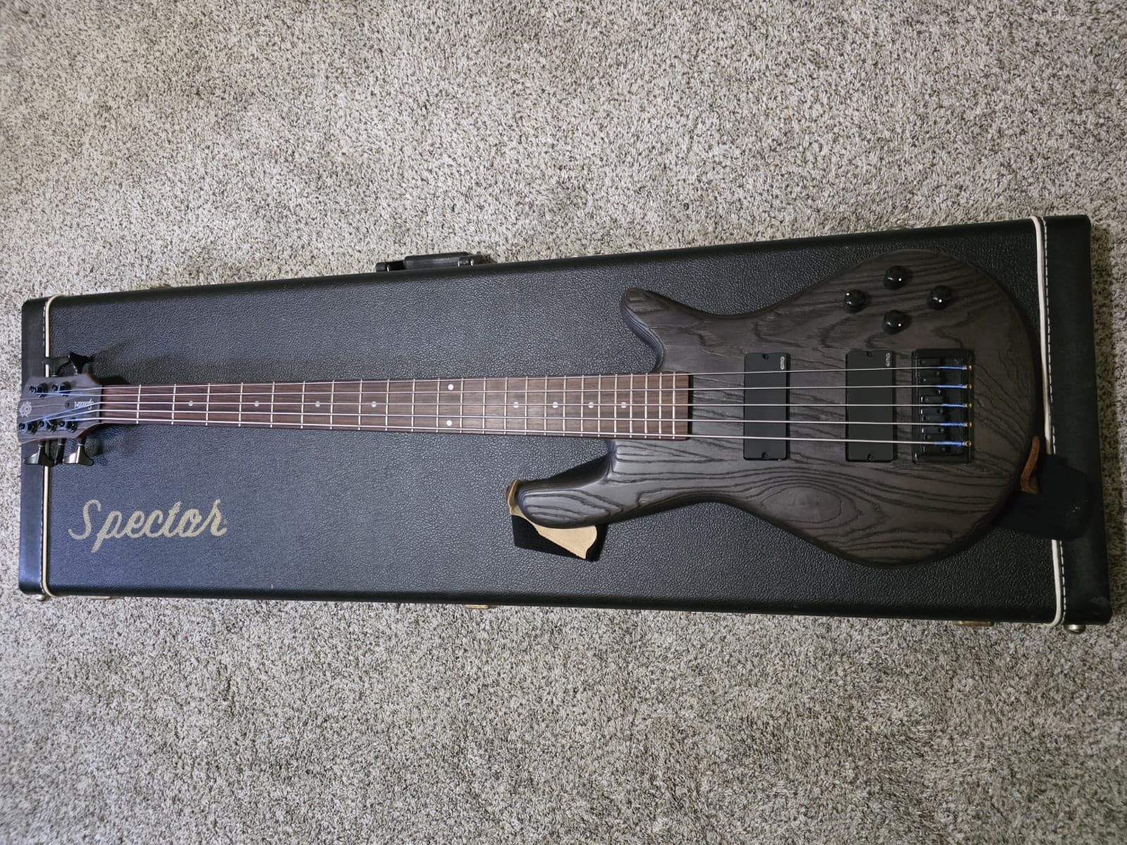 Spector NS Pulse 5 Charcoal Swamp Ash Electric Bass Guitar
