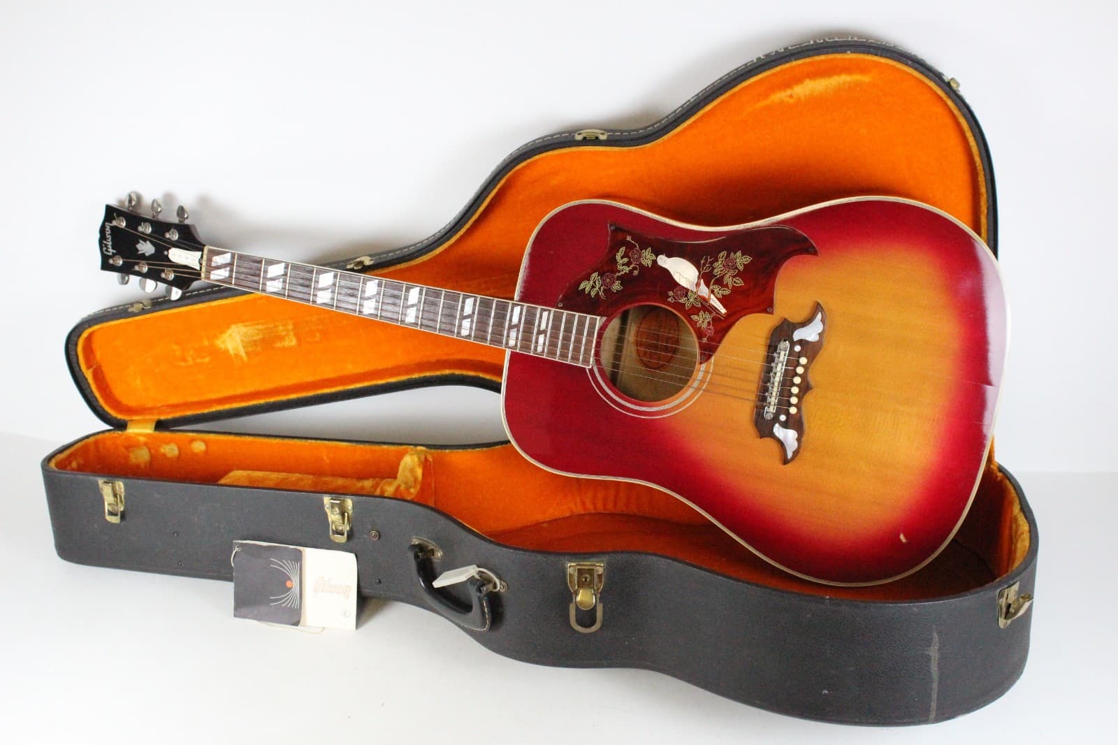 1965 Gibson Dove Vintage Acoustic Guitar Cherry Sunburst 100% Original Case 1960