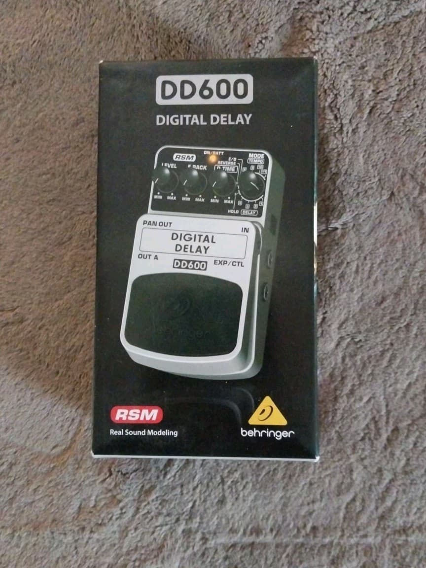 Behringer DD600 Digital Delay Guitar Pedal