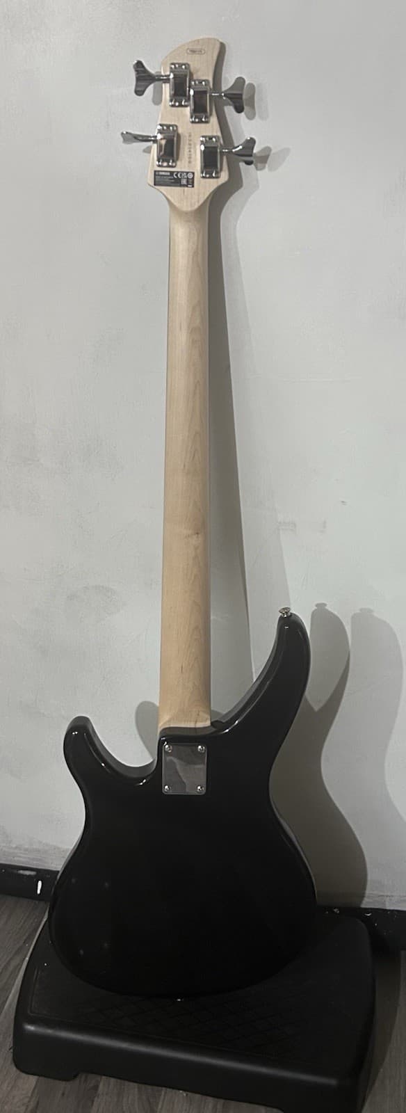 Yamaha TRBX174 TRBX Series 4-String Solid Body Right-Handed Bass Black