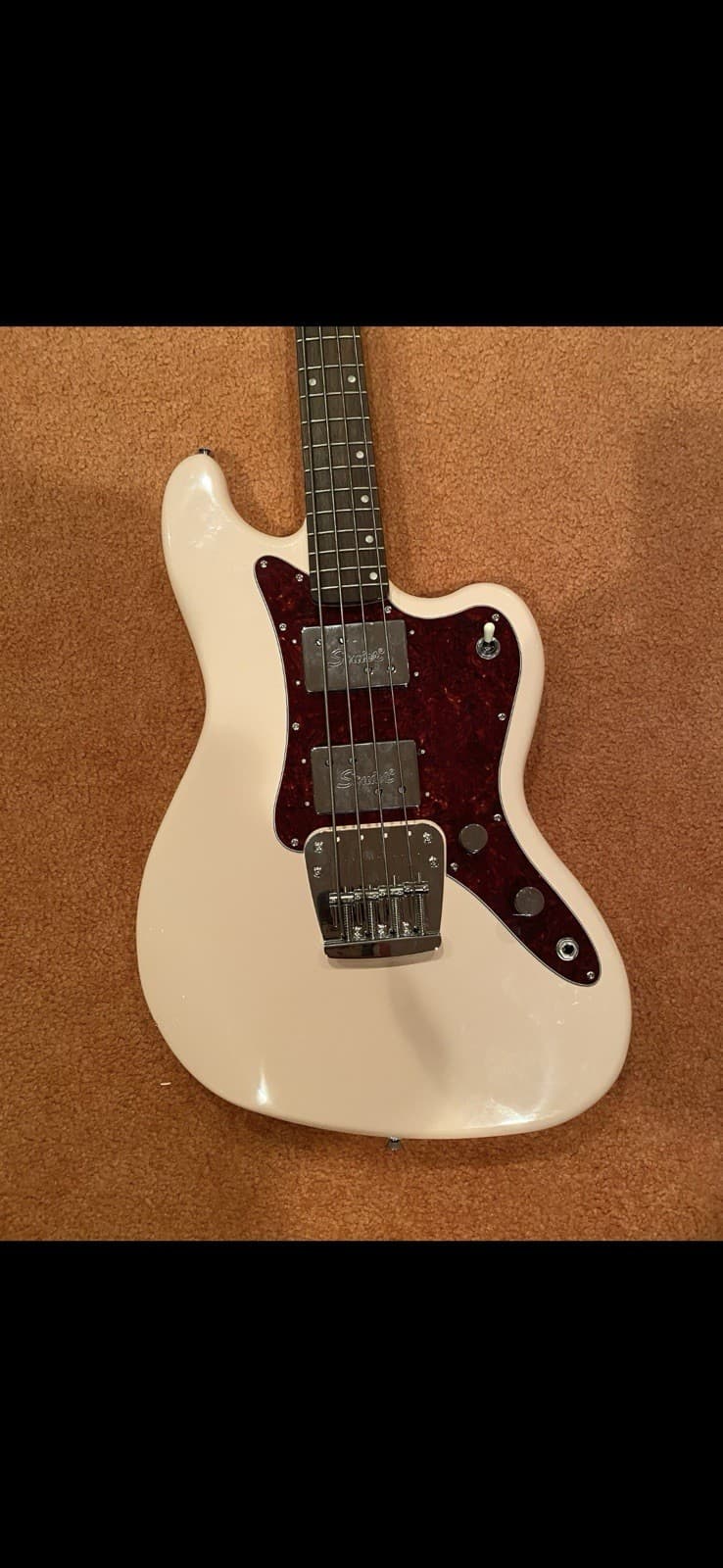 Squier Paranormal Rascal Bass HH - Shell Pink Limited edition