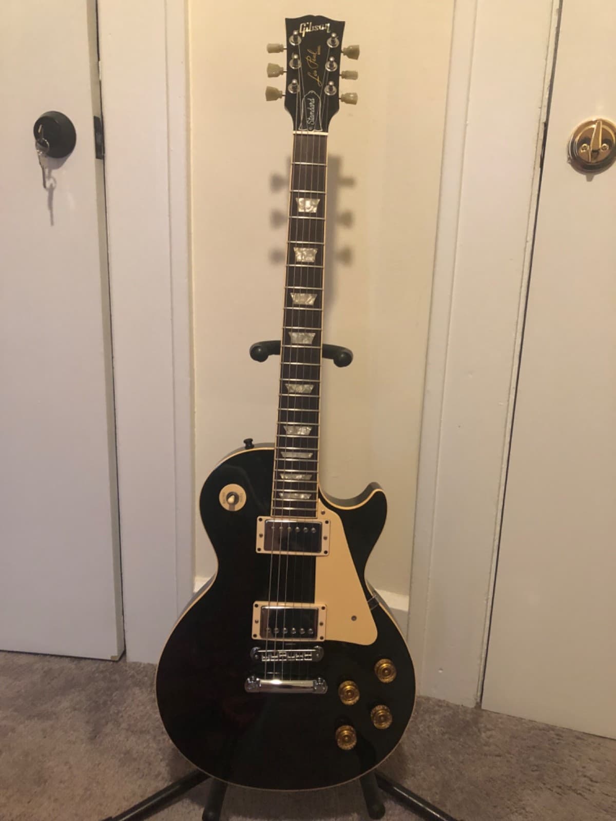 Gibson Guitar Les Paul Standard Headstock Repair