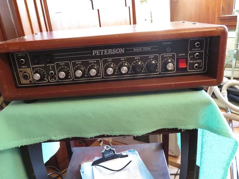 vintage UK 1990's Peterson bass amp head P150 jazz amplifier portable 150 watts