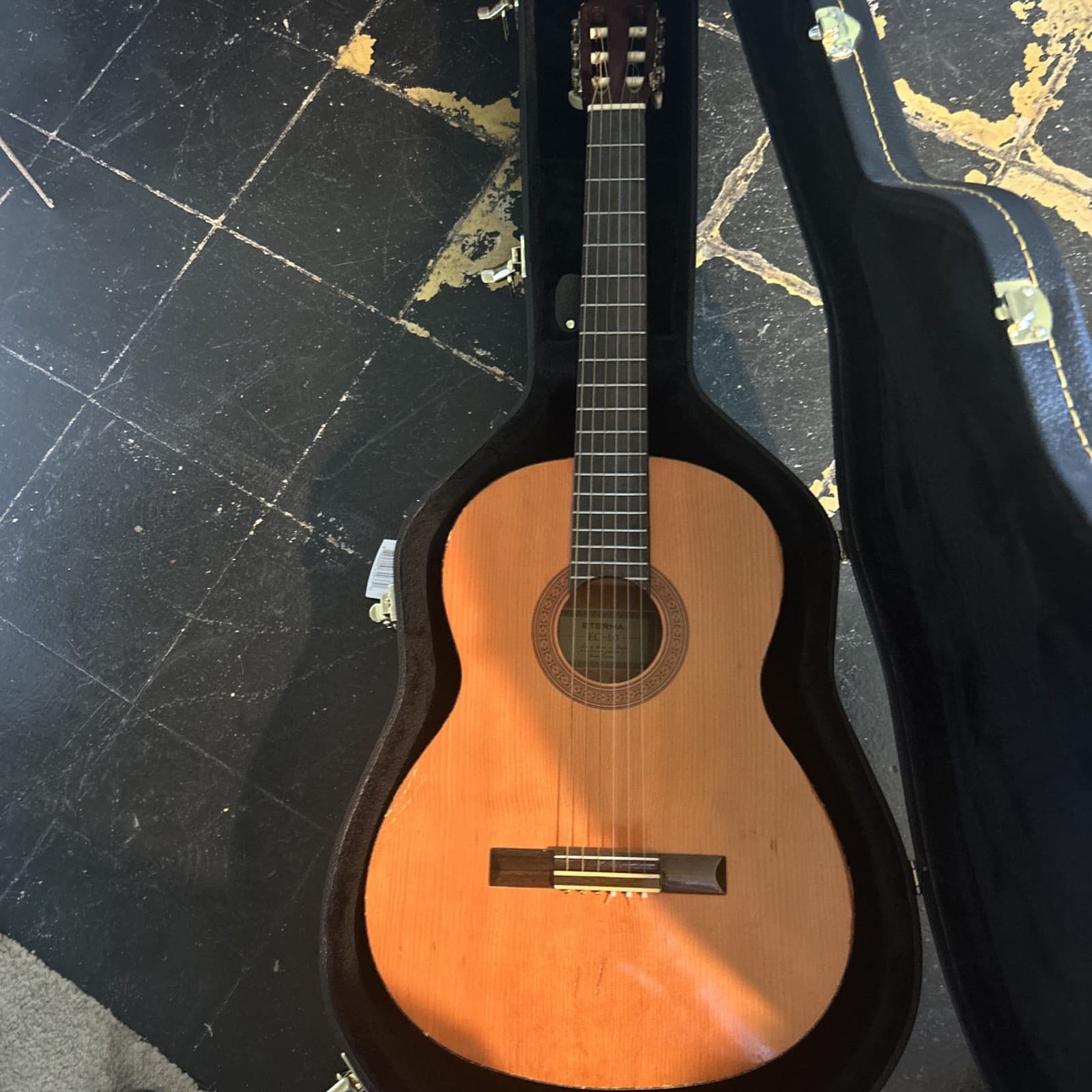 Yamaha Acoustic Guitar Eterna EC-10
