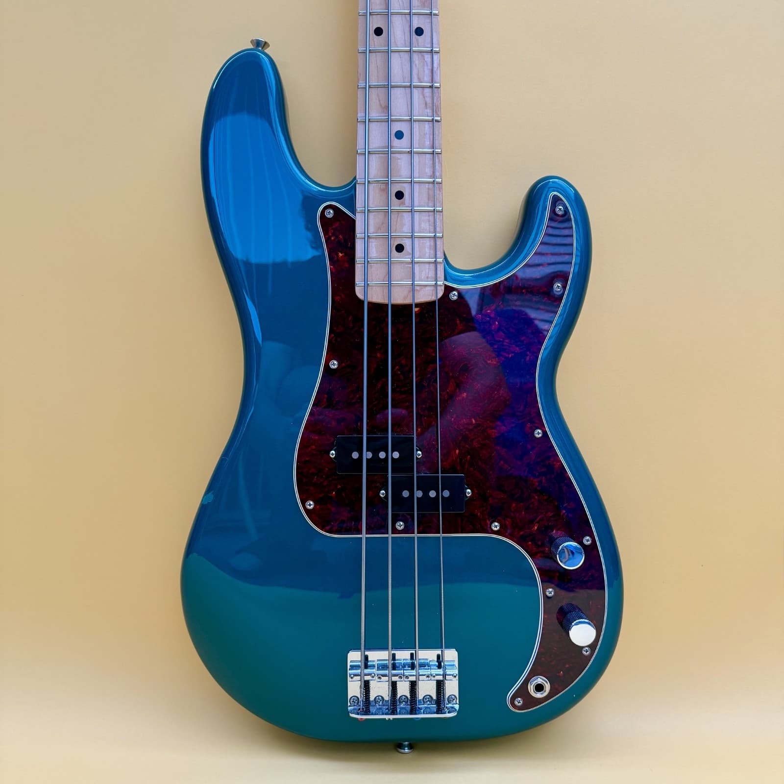 2021 Fender Special Edition Player Series Precision Bass Ocean Turquoise