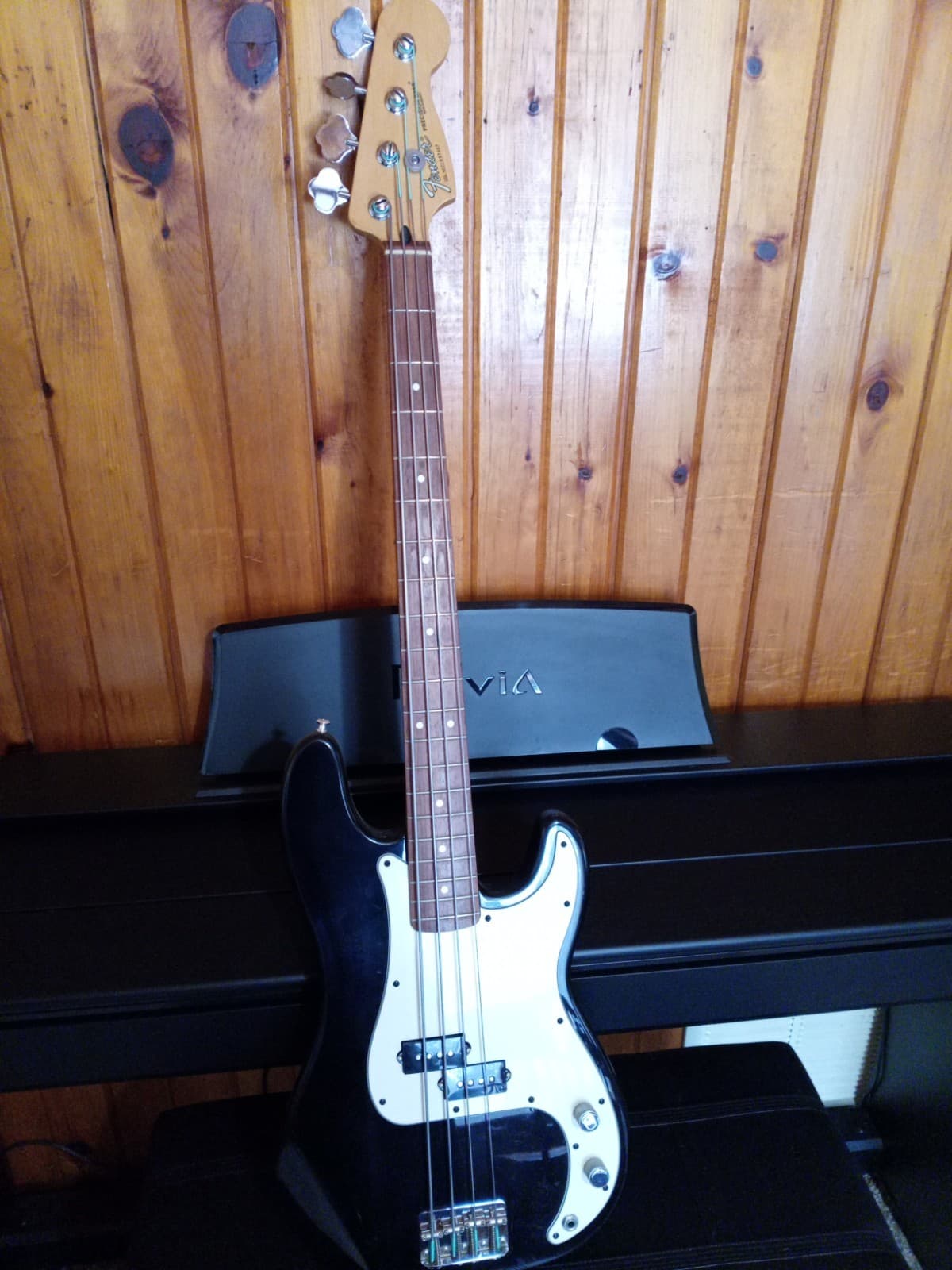 Fender Precision Bass Electric Guitar MIM