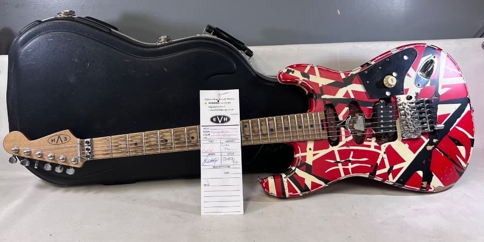 EVH Striped Series Frankenstein Relic Electric Guitar