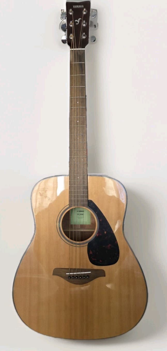 Yamaha FG800 Acoustic Guitar Natural Finish Dreadnought Solid Spruce Walnut Top