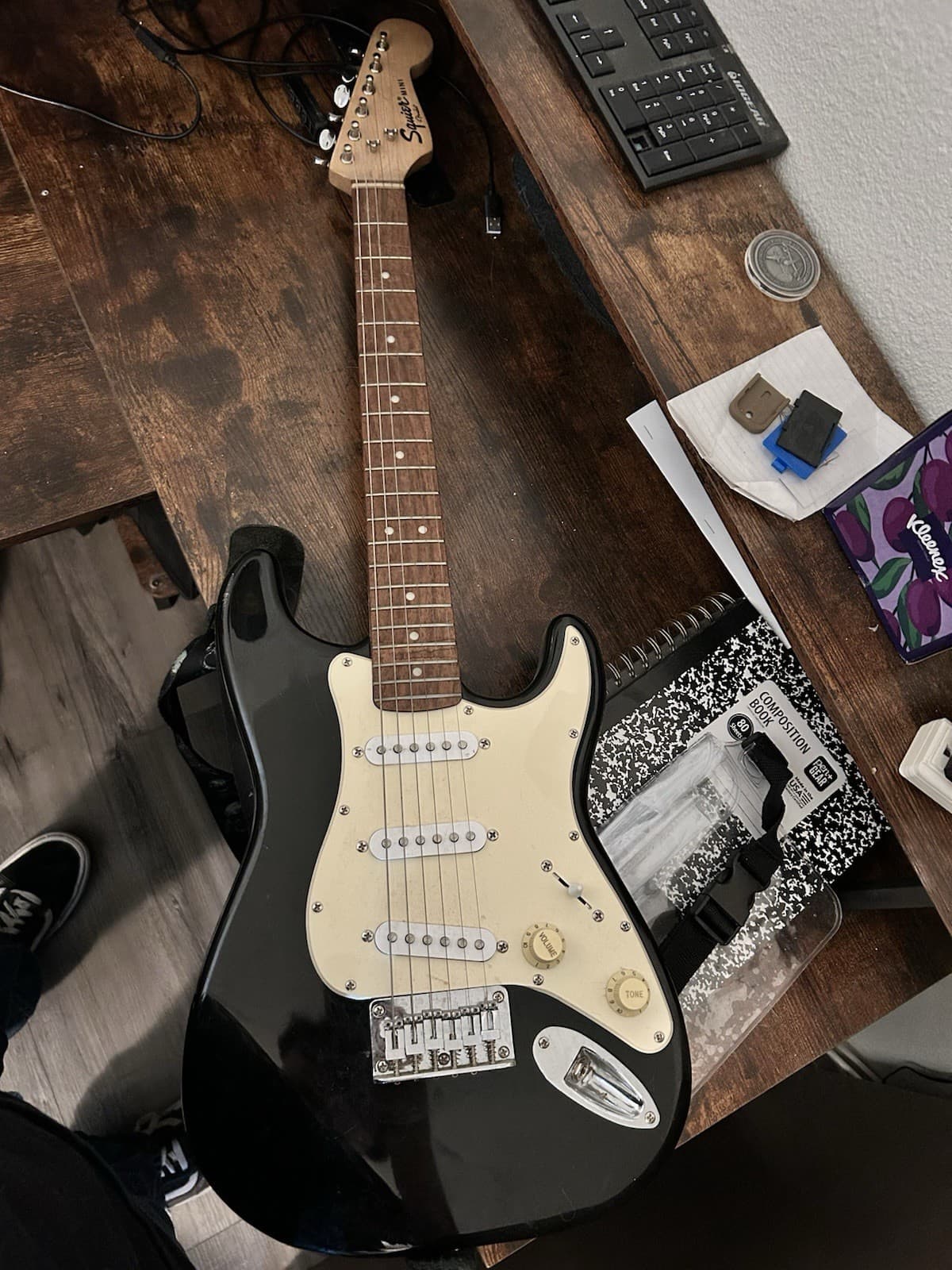 Squier Electric Guitar Solid Body Black 6 String Right-Handed