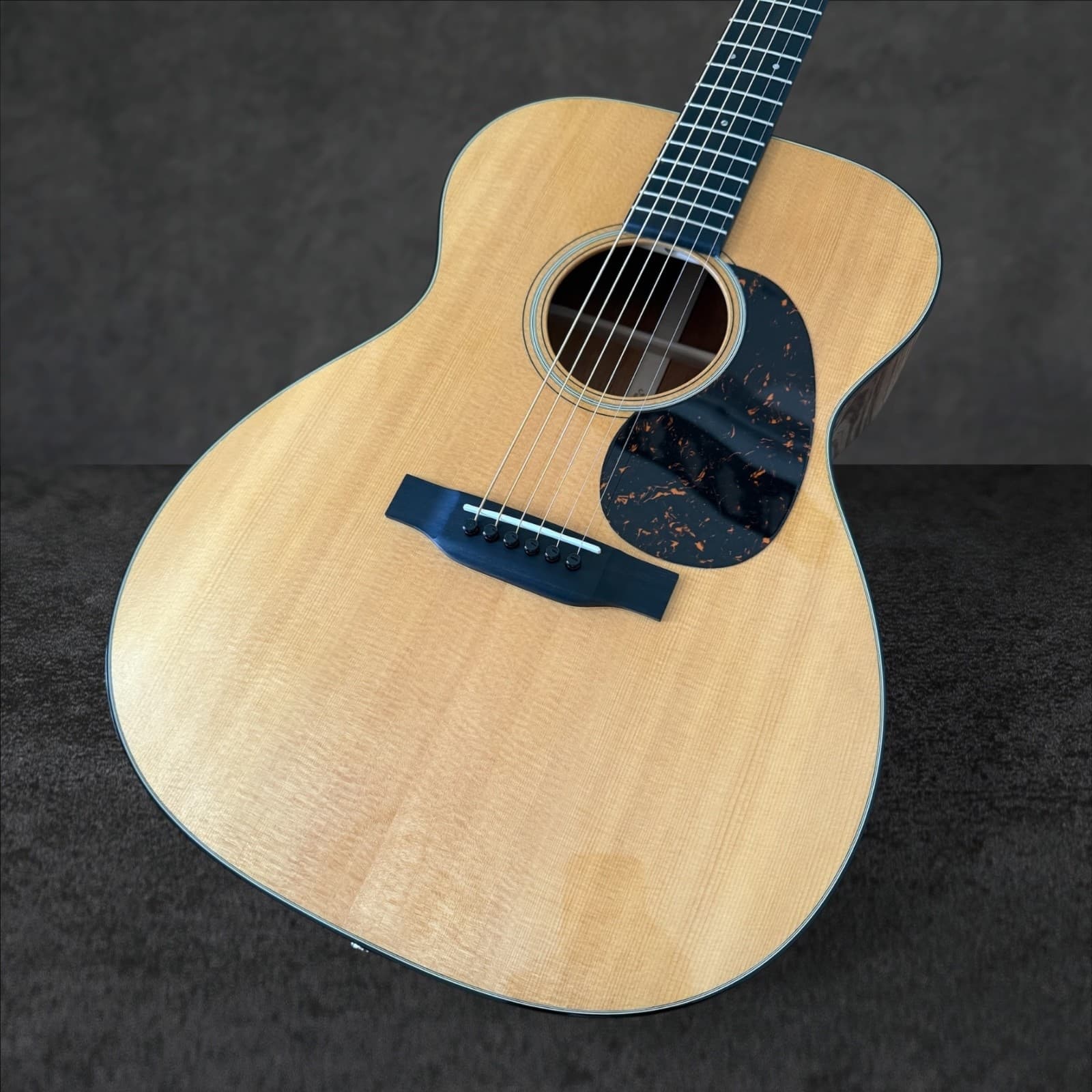 Martin 000-18 – Natural