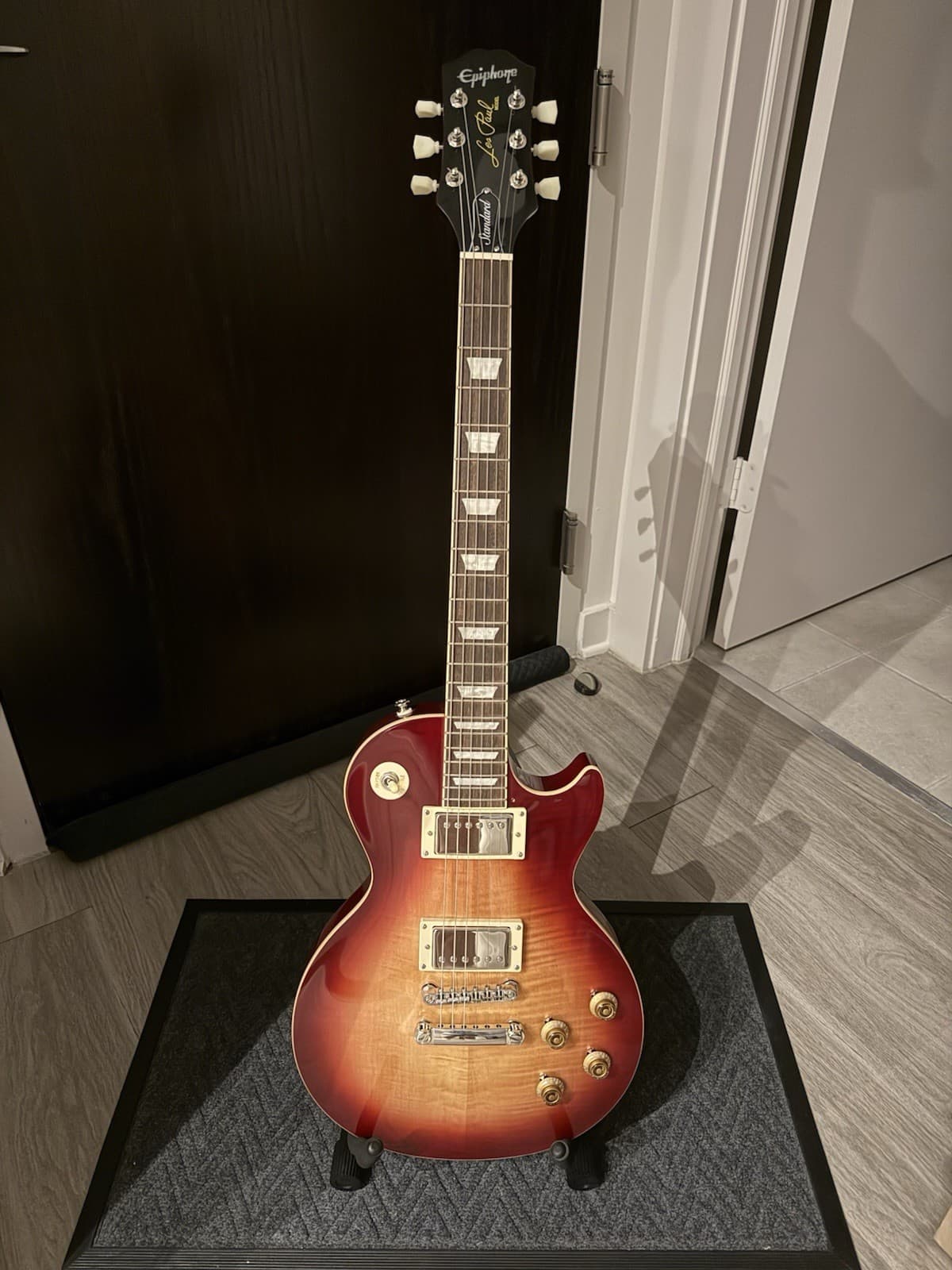 Epiphone Les Paul Standard ‘50s Laurel Fretboard 2025 Heritage Cherry Sunburst