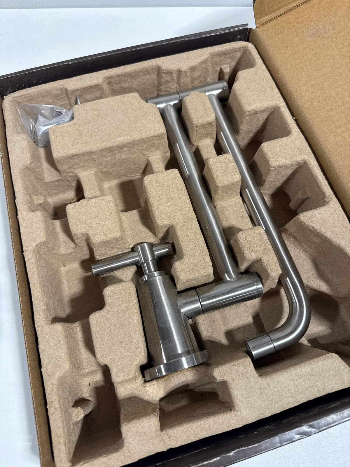 Used Signature Hardware 449270 Ravenel 6 GPM Wall Mounted Single Handle Pot Fill