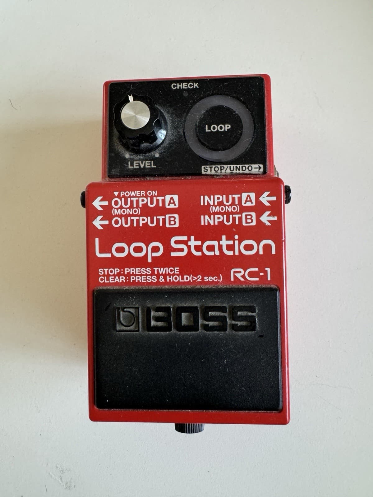 BOSS RC-1 Loop Station Digital Looper Pedal for Electric & Bass Guitar