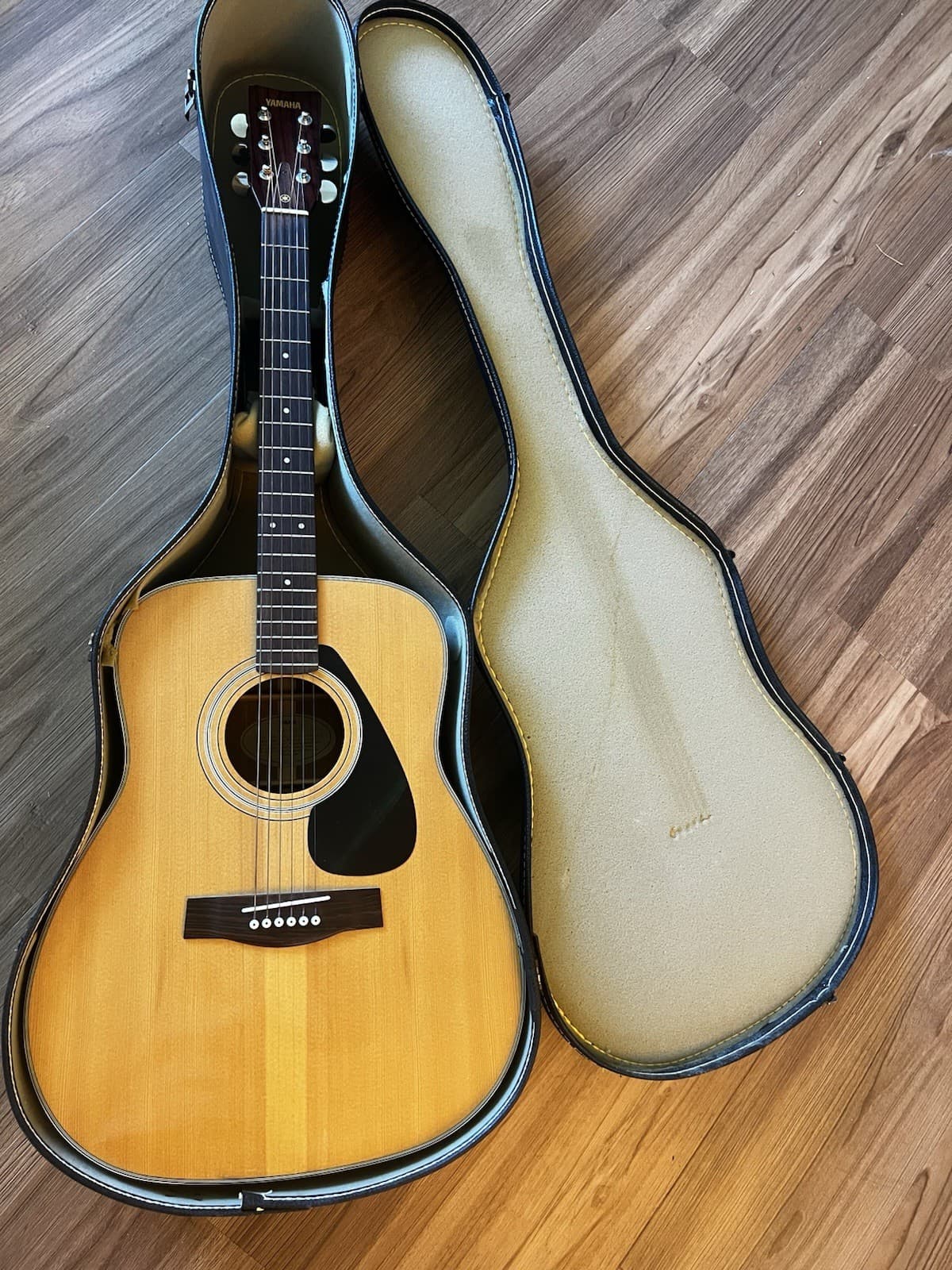 Vintage Yamaha FG-335 FG Series Dreadnought 6-String Right-Hand Natural w/Case