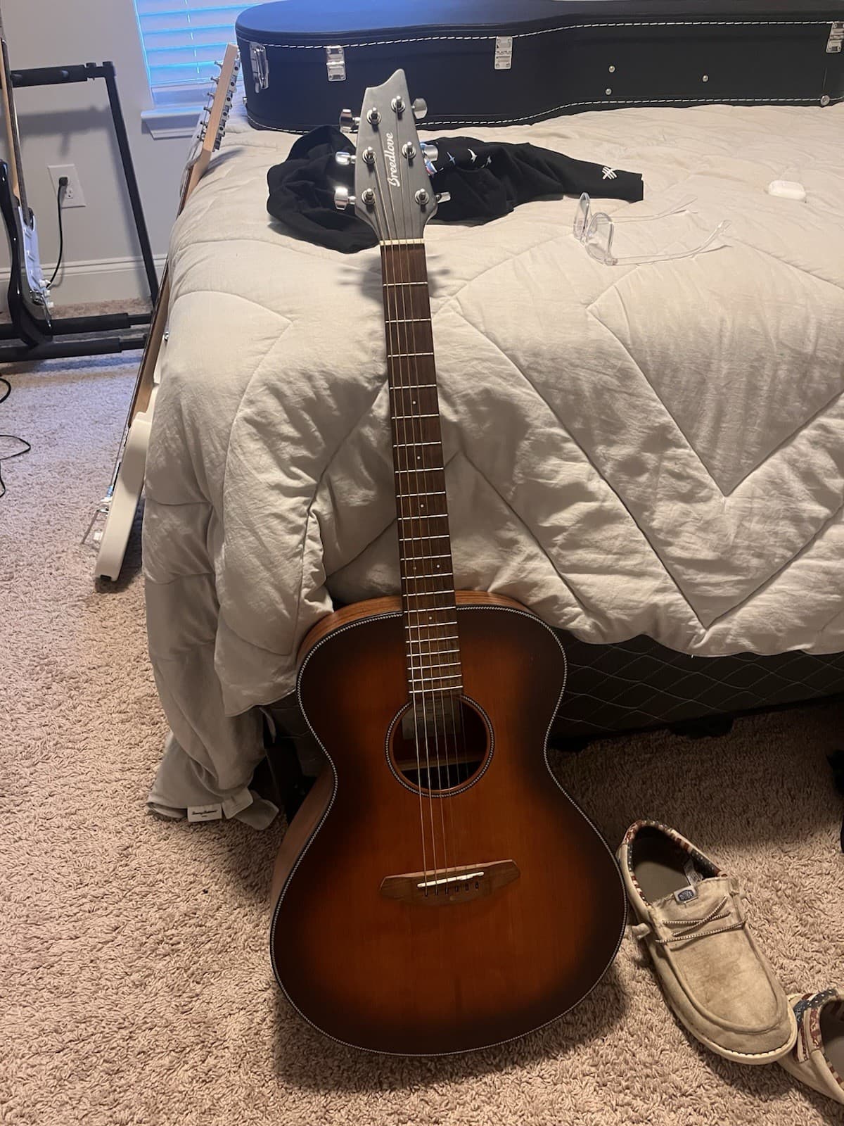 Breedlove Concert Acoustic Guitar Mahogany Brown 6 String Rosewood Right-Handed