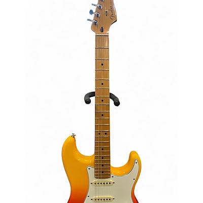 Fender Player Plus Stratocaster TEQUILA SUNRISE Solid Body Electric Guitar