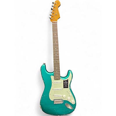 Fender Vintera 60s Stratocaster Road Worn teal Solid Body Electric Guitar