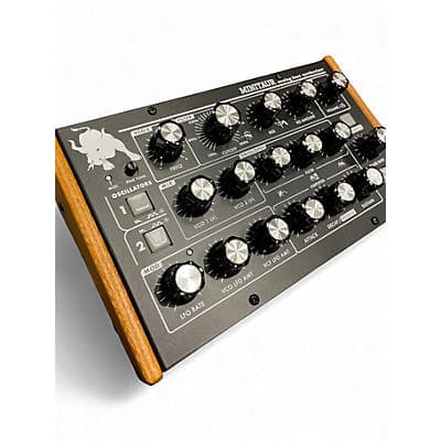 Moog TBP002 Minitaur Bass Synthesizer