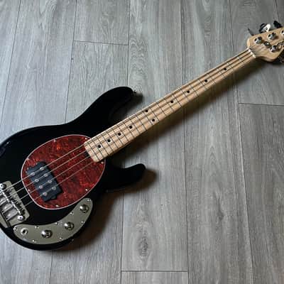 Sterling Stingray SS4 4H Short Scale - Black
