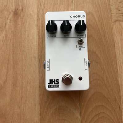 JHS 3 Series Chorus 2020 - Present - White