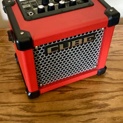 Roland Micro Cube GX Rare Red Modeling Guitar Amp Battery Powered Boss