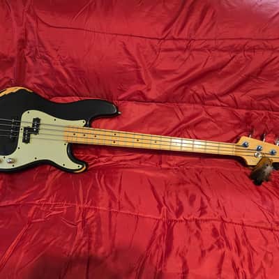 Fender American Deluxe Precision Bass 1999 - 2003
