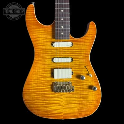 Used 2022 Suhr Standard 01-LTD-0017 Burst w/case TSS7240