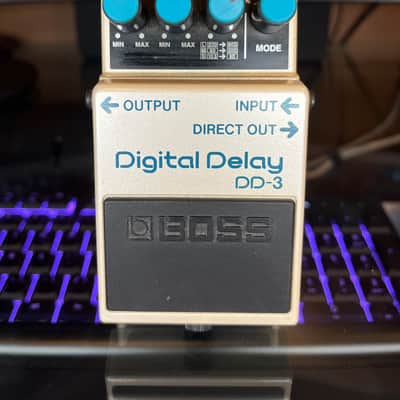 Boss DD-3(b) Digital Delay 2001 - Present - White