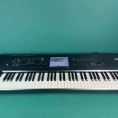 Korg Kronos 73 2010s - Black Version 3.1.4