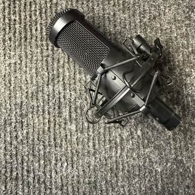 Audio-Technica AT2035 Large Diaphragm Cardioid Condenser Microphone 2010s - Black