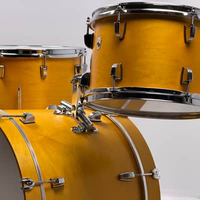 Ludwig 20/12/14" Neusonic Downbeat Outfit - VIDEO Satin Golden Slumbers w/ Maxwell Ludwig Rail