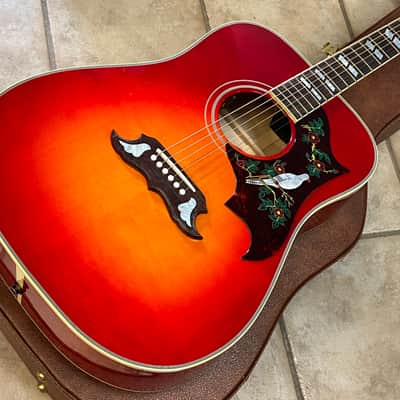 2026 Gibson Dove Original Vintage Cherry Sunburst