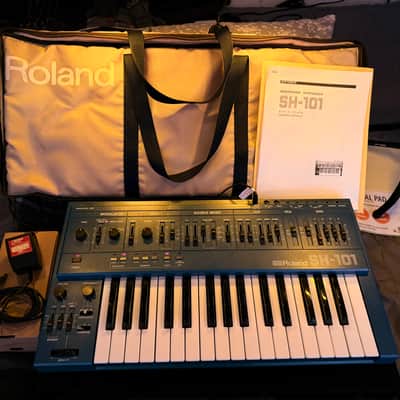 Roland SH-101 32-Key Monophonic Synthesizer 1982 - 1986 - Blue