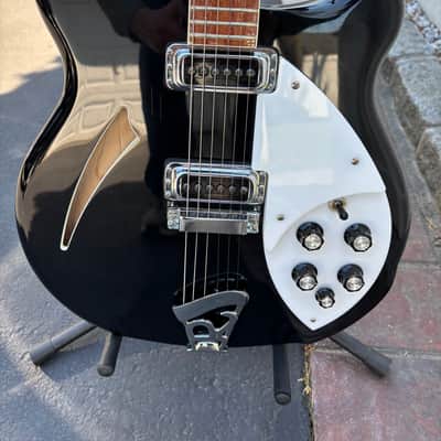 Rickenbacker 360-6 Jet Glo 2008 - Black Gloss
