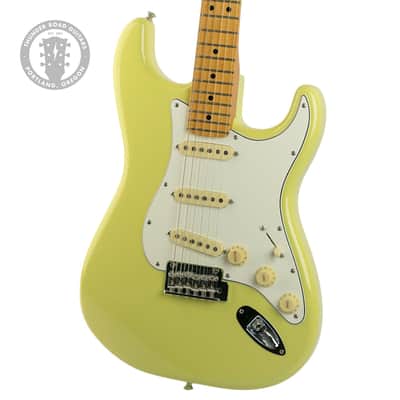 2024 Fender Player II Stratocaster Hialeah Yellow #MXS24053654
