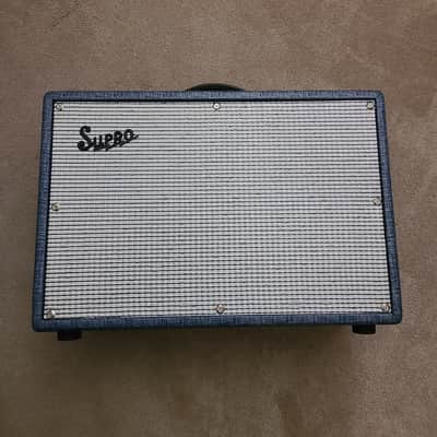 Supro 1624T Dual Tone Reissue 24-Watt 1x12" Guitar Combo 2013 - Present - Blue Rhino