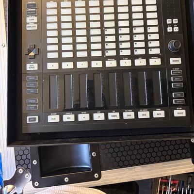 Native Instruments Maschine Jam (TRADE/SELL)