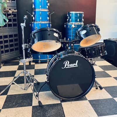 Pearl Rhythm Traveler Four piece Drum Kit and snare - Black