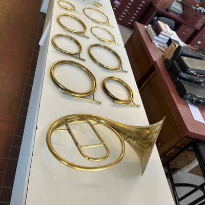 A Rare Original French Classical Orchestra Horn from the workshop of "Courtois neveu aine", pre-1937; with Original Box, 10 crooks