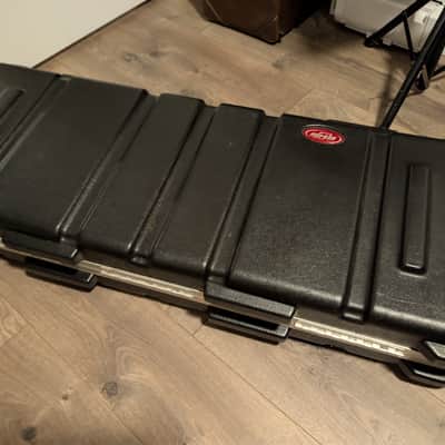 Yamaha Motif XS 6 Synthesizer Workstation - Excellent Condition with SKB Case