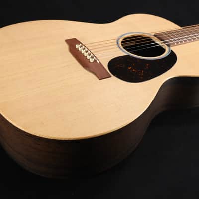 Martin 000-X2E Brazilian with Gig Bag X Series Re-Imagined 844