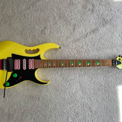 Ibanez JEM777-DY Steve Vai Signature with Edge Tremolo 1987 - 1990 - Desert Sun Yellow