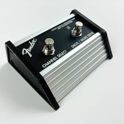 Fender 2-Button Footswitch – Channel Select / Drive (MIM). Blues Deluxe / Blues DeVille Mid 2000s