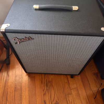 Fender Rumble 500 V3 500-Watt 2x10" Bass Combo 2015 - Present - Black