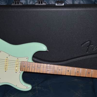 Fender American Ultra Stratocaster 2022 - Surf Green