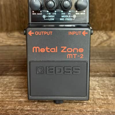 Boss MT-2 Metal Zone (Silver Label) 1991 - Present - Black